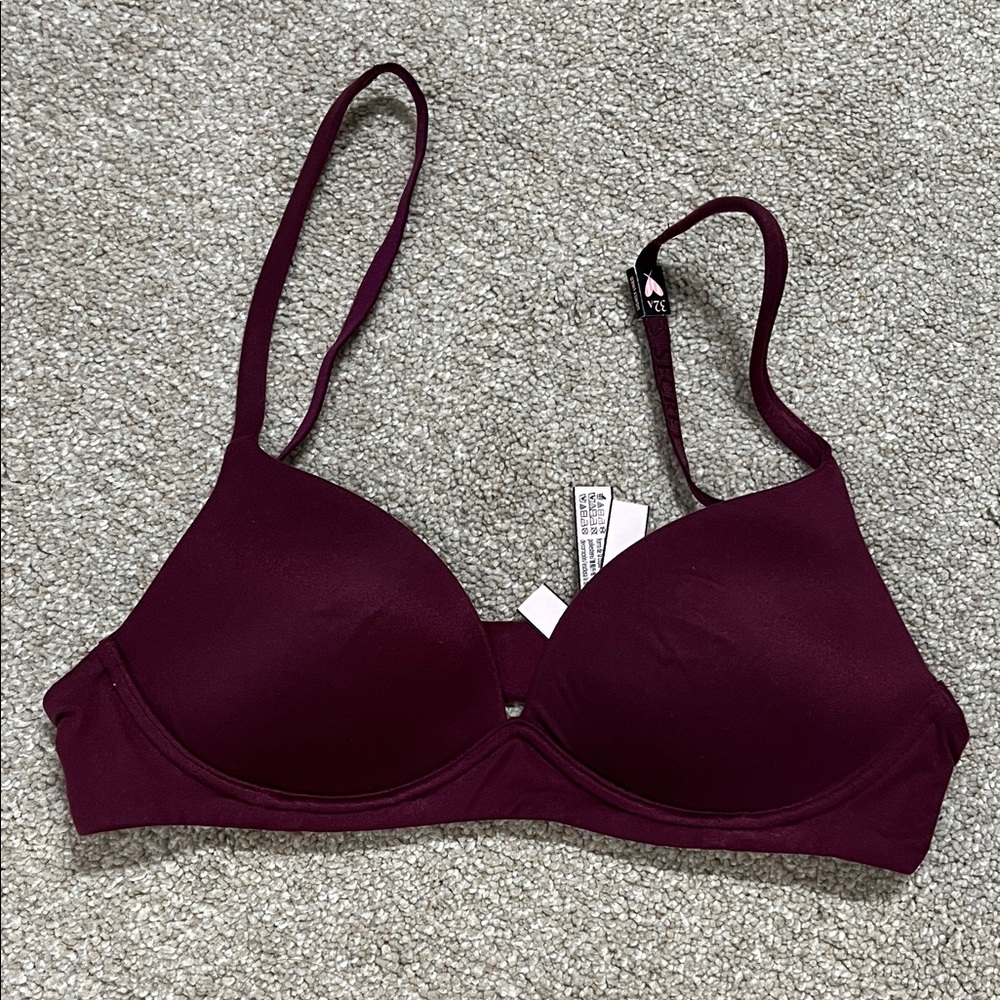 Victoria's Secret Smooth Plunge Bra in Burgundy